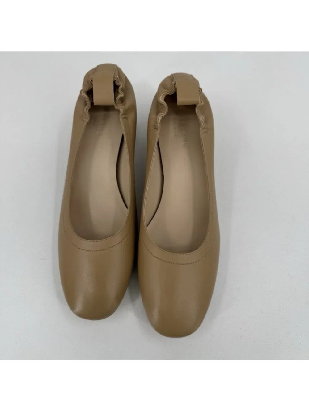 Everlane Italian Leather Day Heel Light Taupe 9.5 Women's Elastic Back Comfort